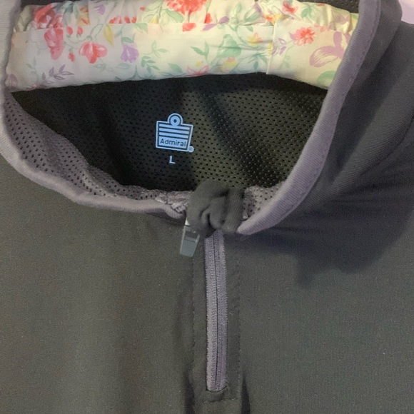 Admiral running top - Picture 6 of 9